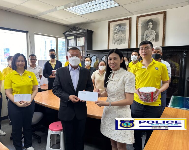 ((POLICE NEWS update PLUS))..”บิ๊กโอ๋”ผู้ช่วย ผบ.ตร.(กม 3)ได้มอบรางวัลเป็นการสร้างขวัญและกำลังใจในการปฏิบัติหน้าที่