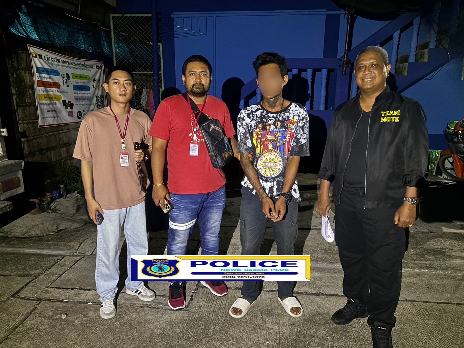 ((POLICE NEWS update PLUS))…”ผกก.สน.เพชรเกษม นำทีมรวบหนุ่ม ขับรถส่งไก่ หลังพาพวกบุกยิงหนุ่มบางแค เพื่อทวงเมียคืน