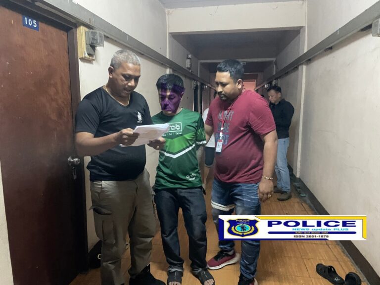 ((POLICE NEWS update PLUS))…” เจ้าหน้าที่สนเพชรเกษม ได้ร่วมกันจับกุมชายอายุ 41 ปีโดยกล่าวหาว่าได้กระทำผิดฐาน “ร่วมกันลักทรัพย์ ในเวลากลางคืน