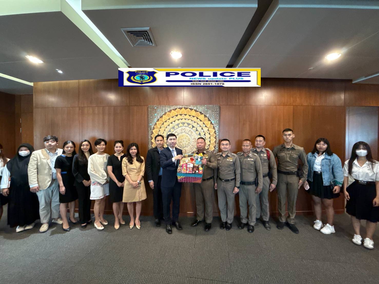 ((POLICE NEWS update PLUS))…”พล.ต.ต.ยุทธนา จอนขุน ผบก.ภ.จว.ปทุมธานีร่วมประชุมรับฟังความคิดเห็นปัญหาอาชญกรรมรวมทั้งอุบัติเหตุทางถนน