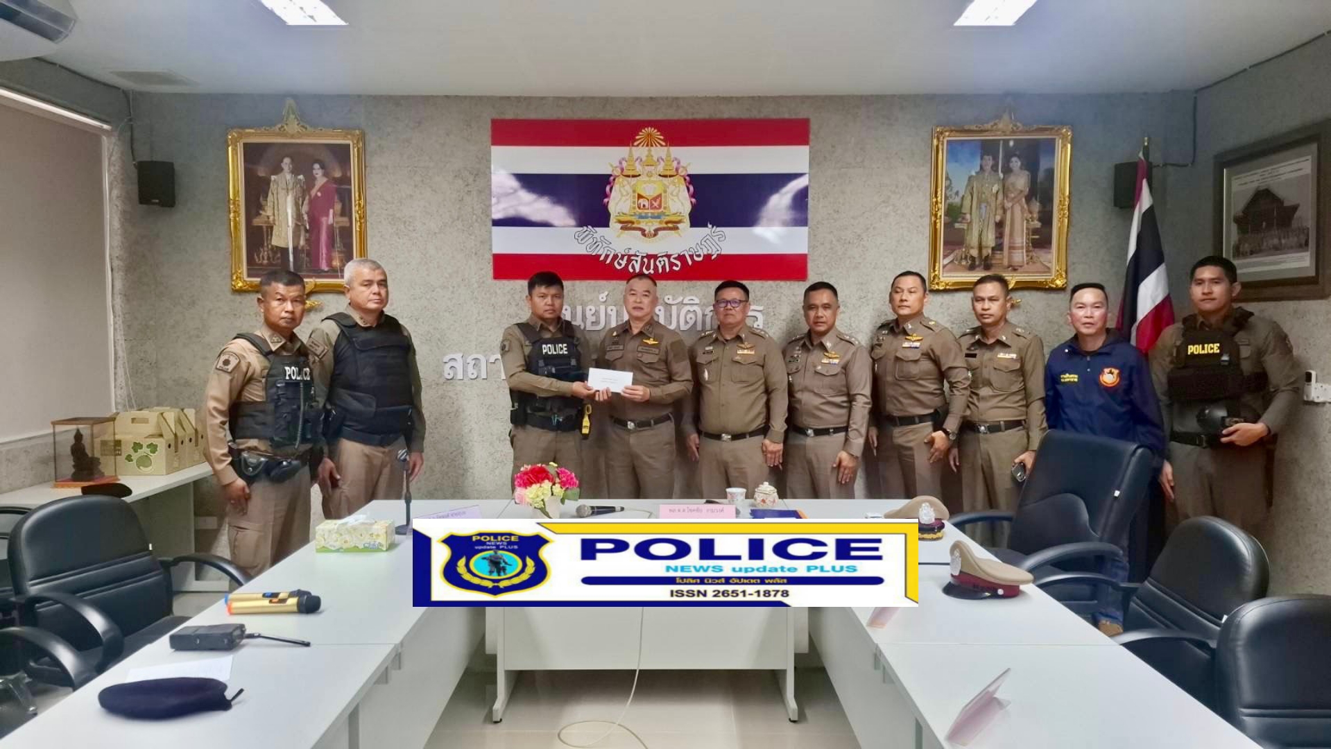 ((POLICE NEWS update PLUS))…”พล.ต.ต.โชคชัย งามวงศ์ รอง ผบช.ภ.1 ตรวจเยี่ยมชมการสาธิตฝึกทบทวนการระงับเหตุบุคคลคลุ้มคลั่งมอบรางวัลเพื่อเป็นขวัญกำลังใจ”