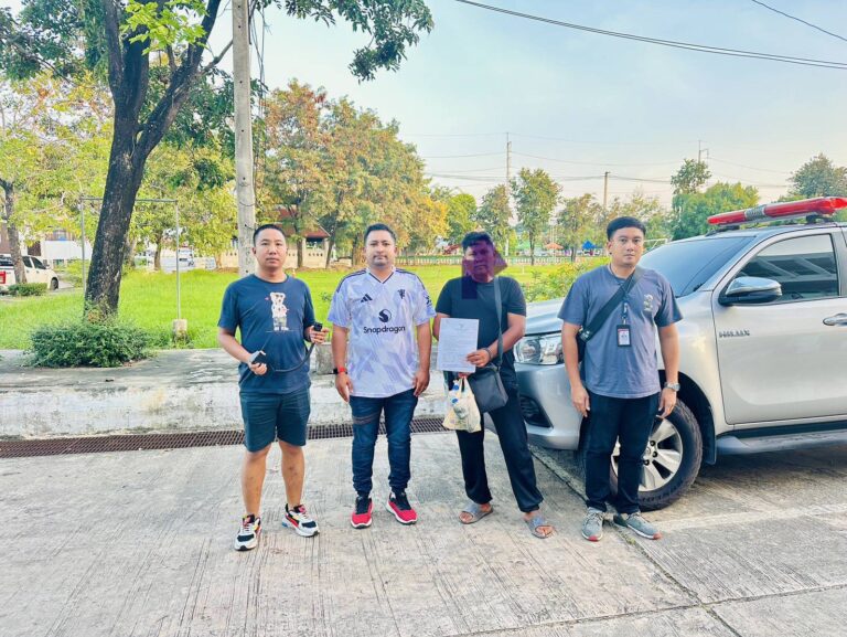 ((POLICE NEWS update PLUS))…”เจ้าหน้าที่สน.เพชรเกษม ร่วมกันจับกุมตัวผู้ต้องหาตามหมายจับข้อหา “ร่วมกันฉ้อโกงประชาชน,ทุจริต หรือโดยหลอกลวง นำเข้าสู่ระบบคอมพิวเตอร์