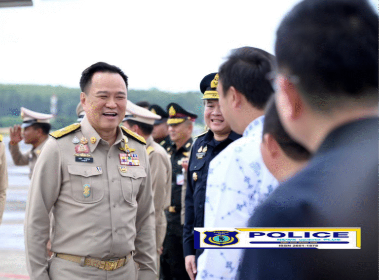 ((POLICE NEWS update PLUS))…”อนุทิน” เดินทางถึงท่าอากาศยานนานาชาติกระบี่ เพื่อปฏิบัติภารกิจในพื้นที่ มอบนโยบาย-กินเจ-พบปะกลุ่มสตรี-เปิดเซ็นทรัล