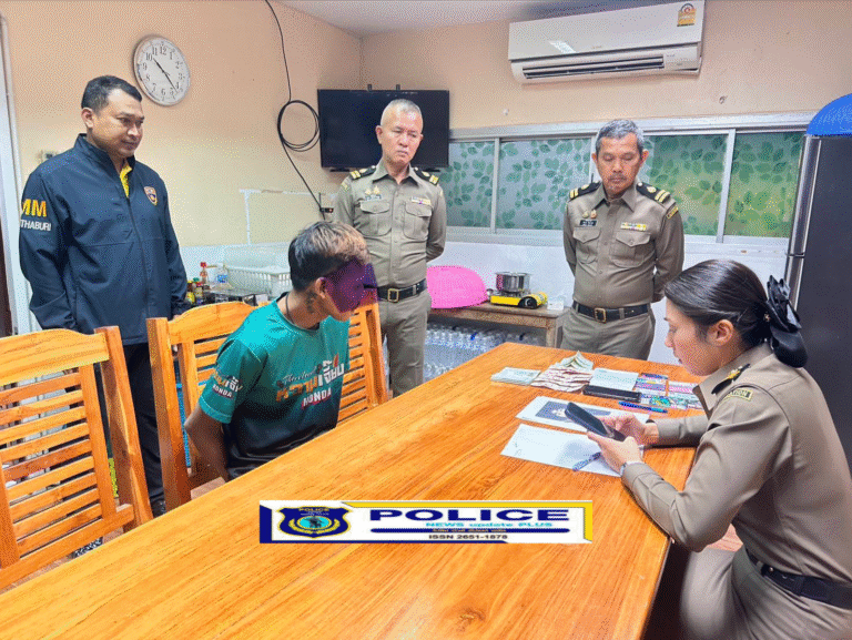 ((POLICE NEWS update PLUS))…”ตม.จันทบุรี รวบแล้ว!!! ‘โจรเขมร’ ชิงทองในห้างดังจังหวัดสมุทรปราการ
