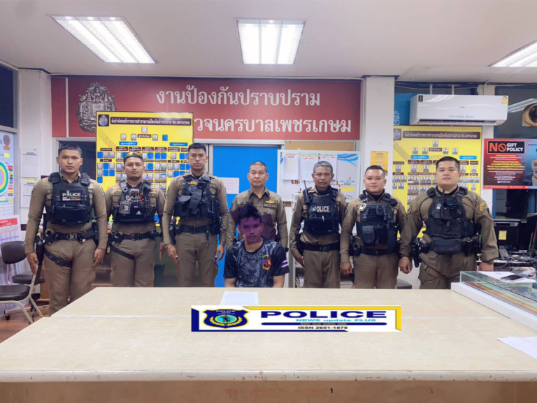 ((POLICE NEWS update PLUS))…”จะเป็นคืนหมาเห่าหรือหมาหอน พวกเราก็ไม่เคยแอบนอน ออกตระเวนล่าเหยื่อไม่ยอมพักผ่อน สุดท้ายเจอชายหนีหมายจับคดีฉ้อโกงออนไลน์ 2 หมายจับมา”