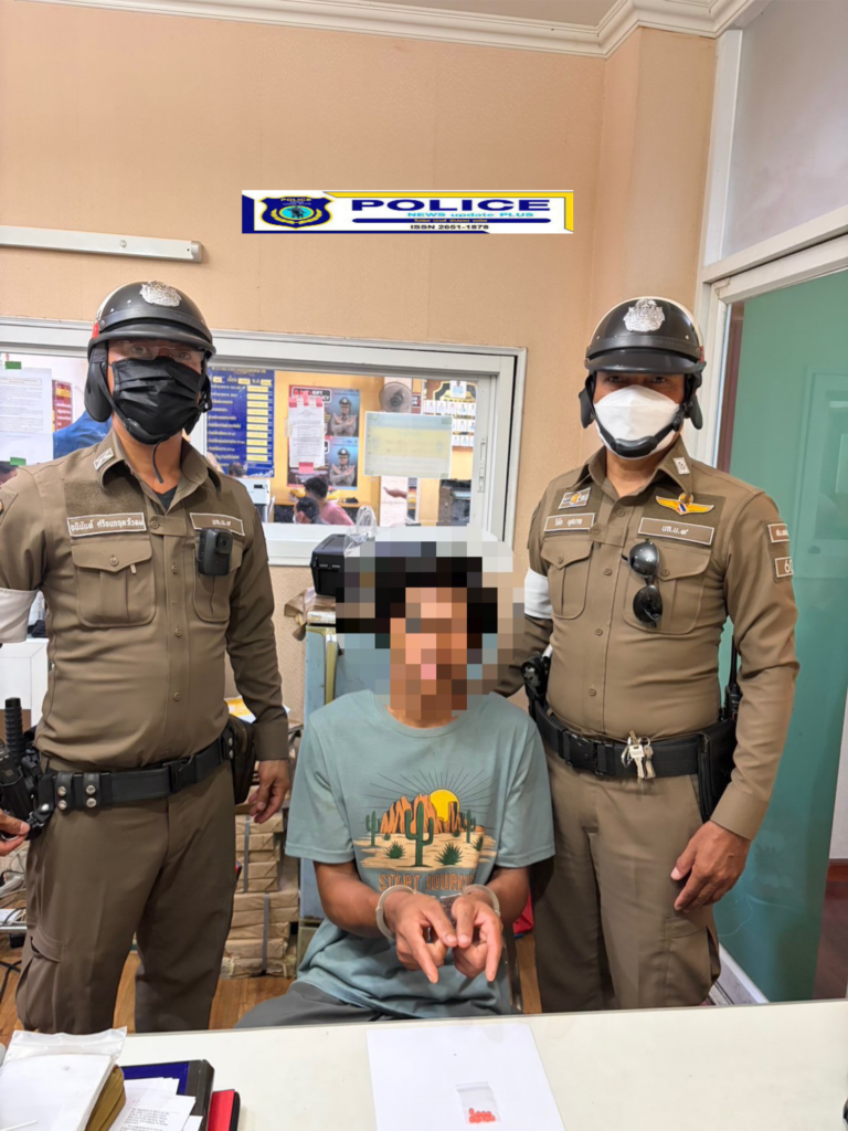 ((POLICE NEWS update PLUS))…”จราจรสน.เพชรเกษม จับยาเสพติด และ มีหมายคดีออนไลน์ ”