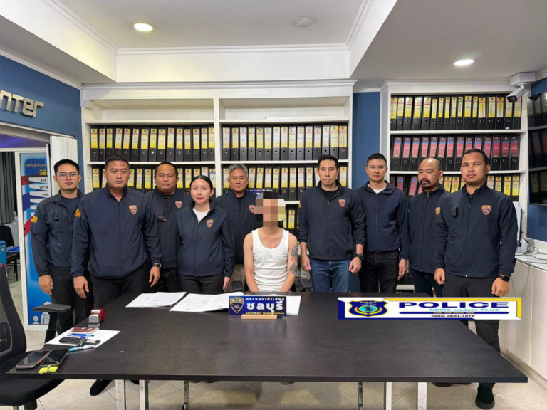 ((POLICE NEWS update PLUS))…”ตม ชลบุรี เปิดปฏิบัติการ “สินสมุทรสยบมังกรดำ” รวบหนุ่มจีนหนีหมายแดง INTERPOL คาบ้านหรู อาชญากรข้ามชาติ เครือข่ายพนันออนไลน์ เงินหมุนเวียนกว่า 1.5 พันล้านบาท